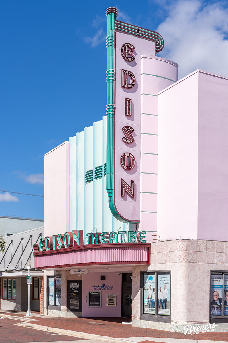 Edison Theatre im River Disctrict in Fort Myers Florida