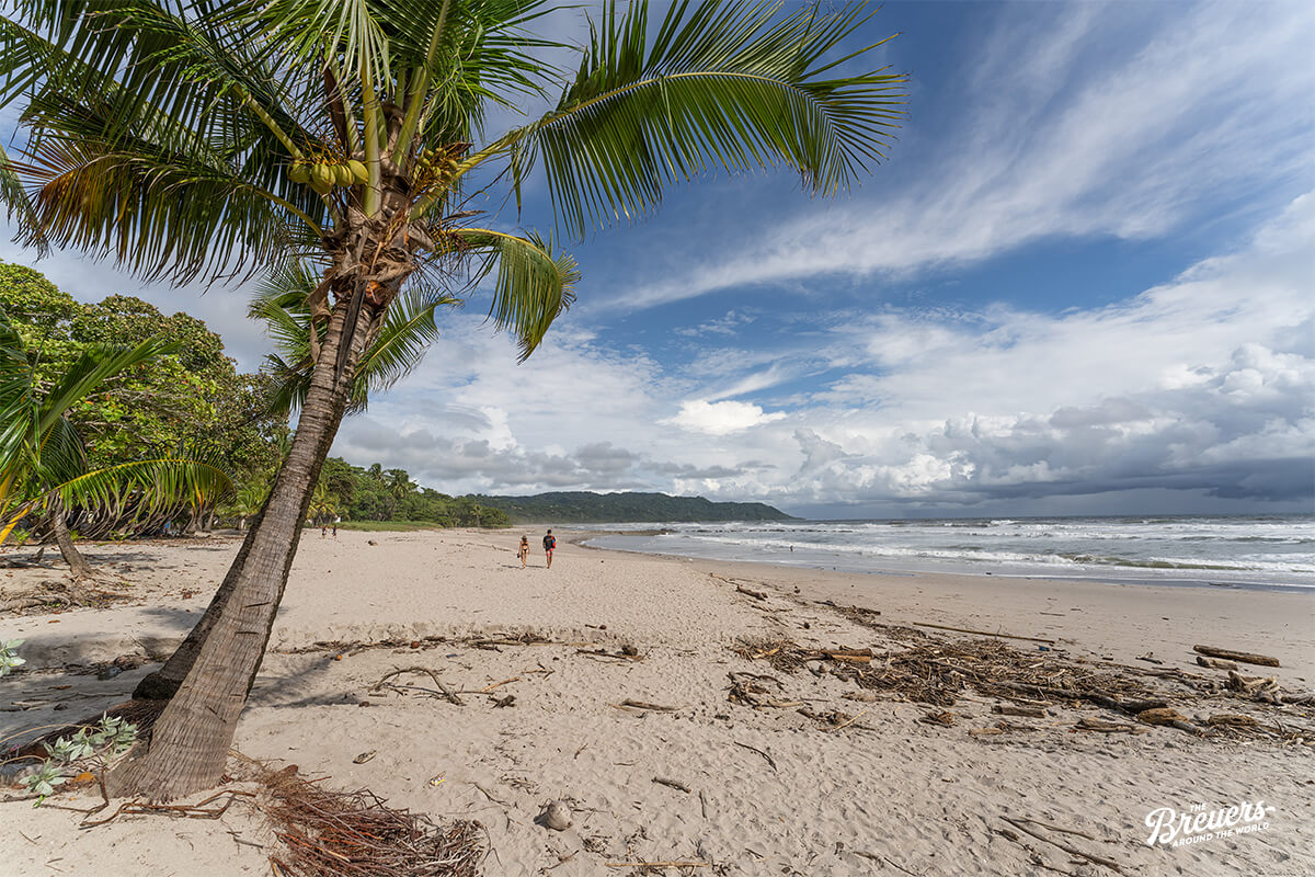 Strand von Santa Teresa in Costa Rica